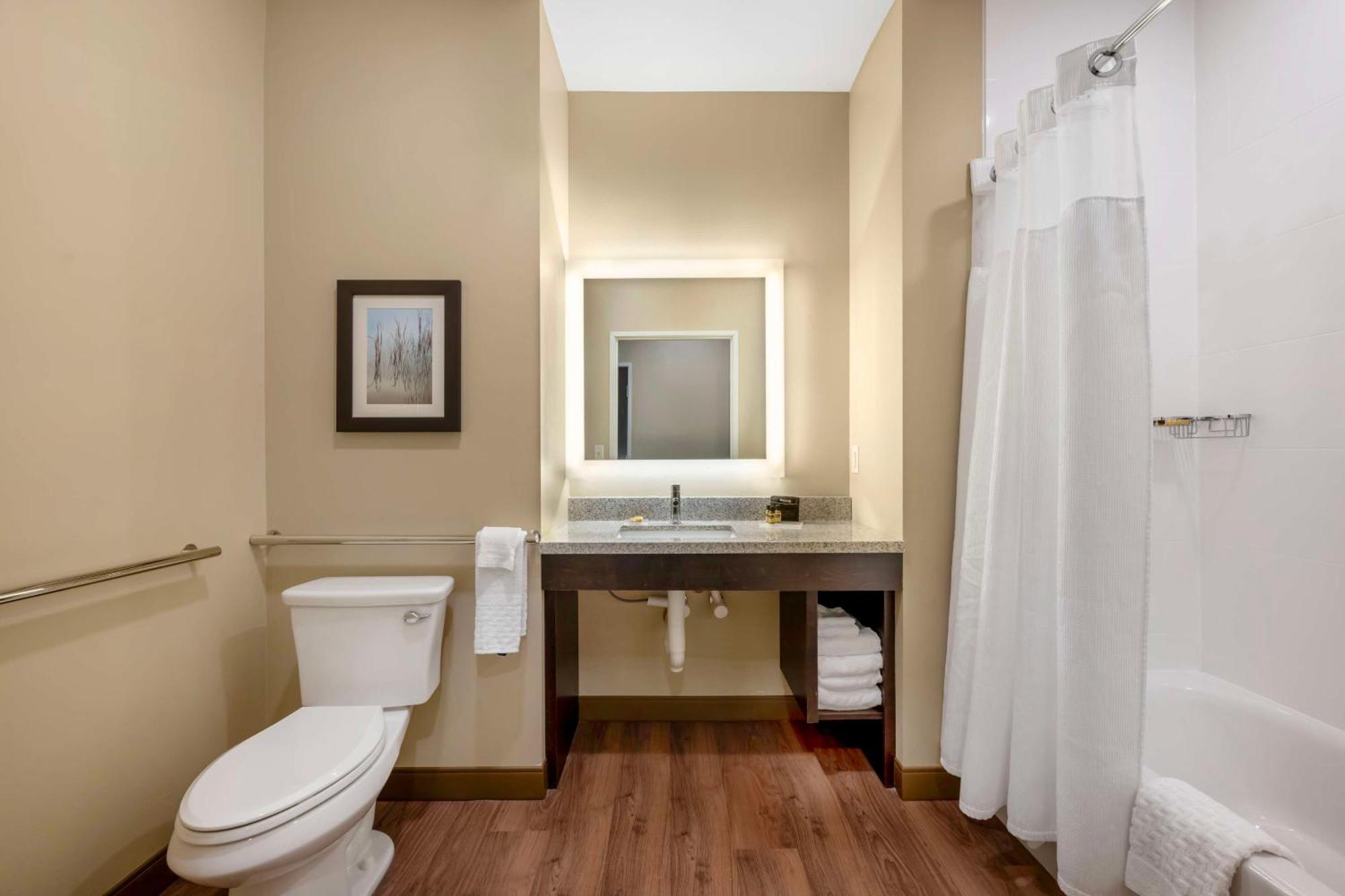 Best Western Plus Lakeview Hotel Madison Kültér fotó