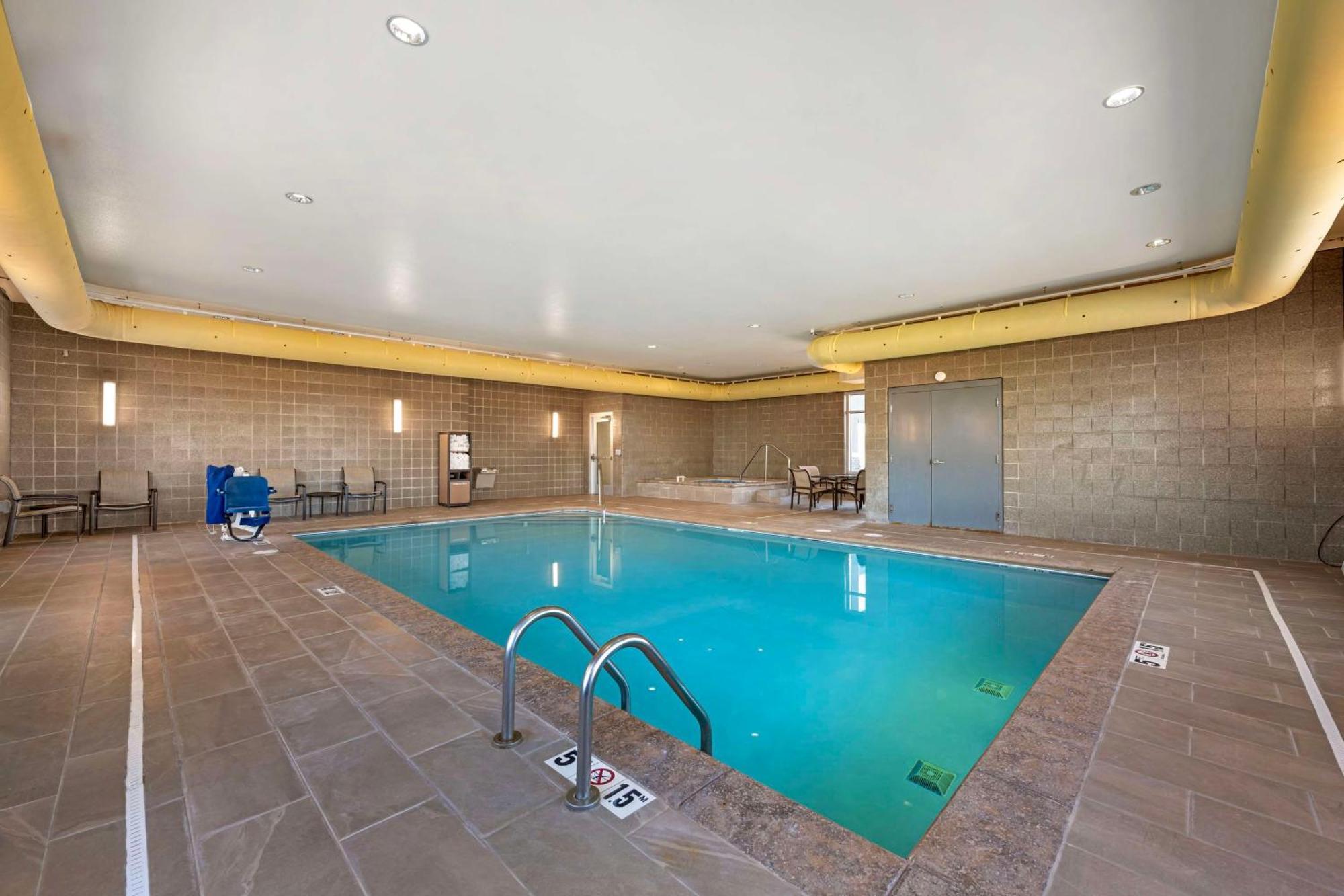 Best Western Plus Lakeview Hotel Madison Kültér fotó