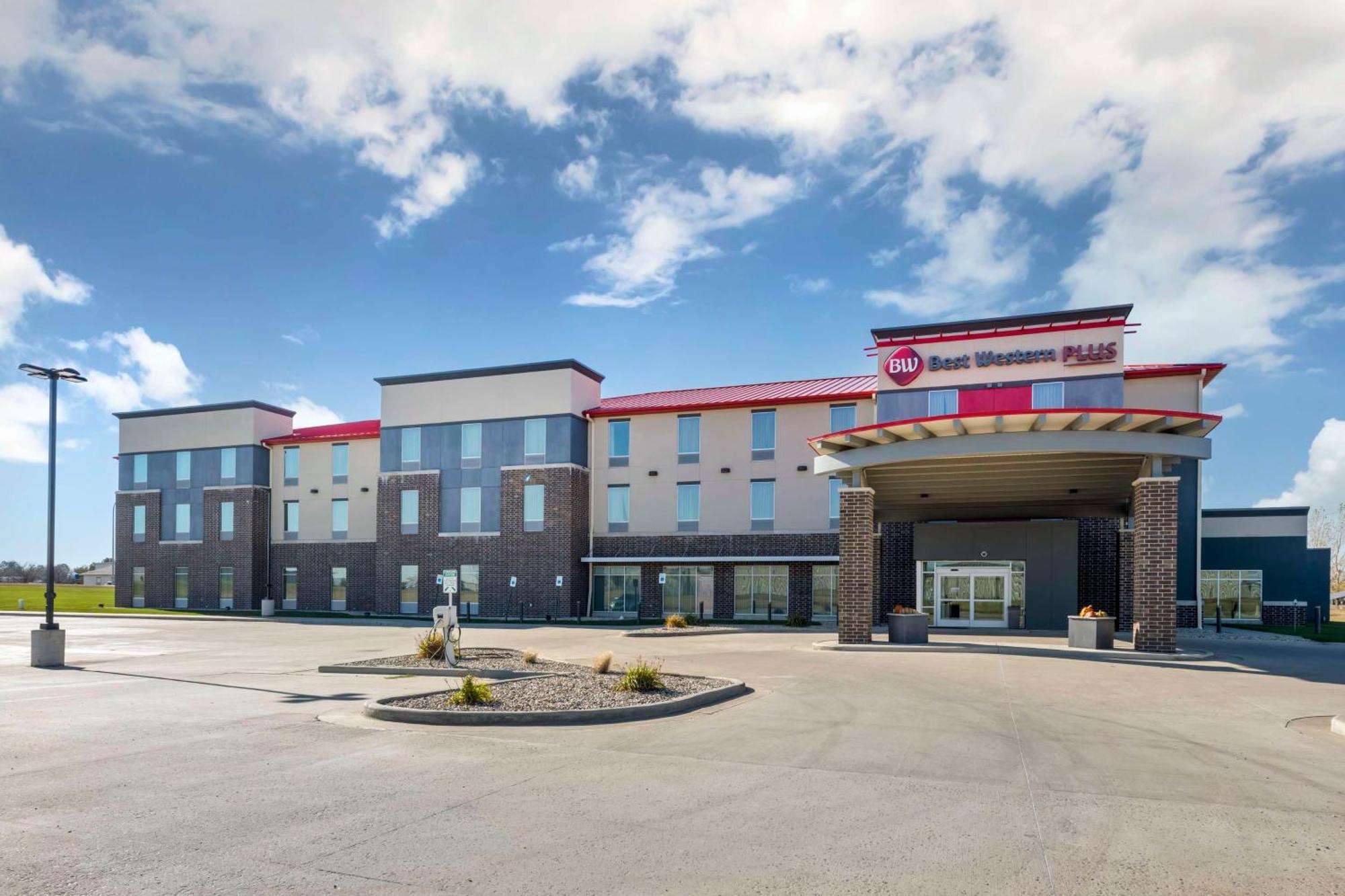 Best Western Plus Lakeview Hotel Madison Kültér fotó